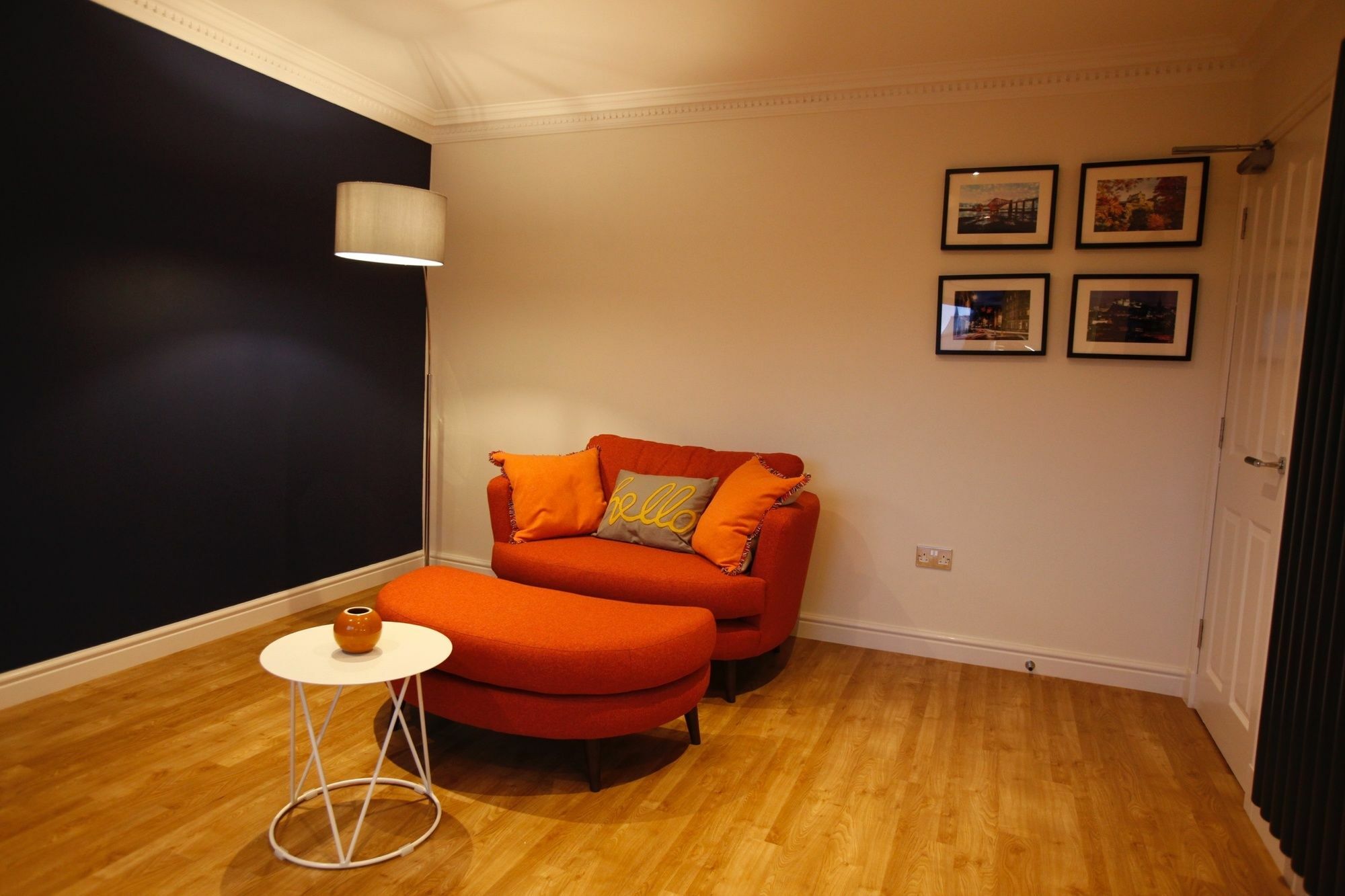 27/3a Cockburn Street Edinburgh
